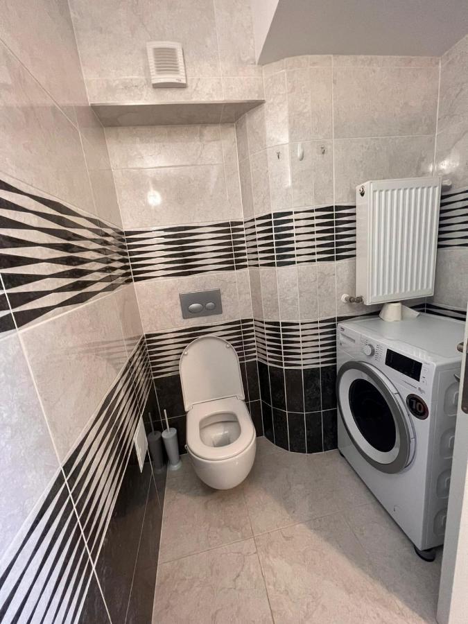 Terrace Apartments Otopeni ! Dış mekan fotoğraf